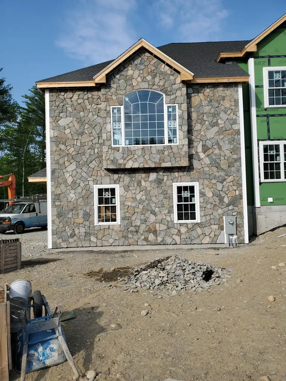 Stone Veneer in Massachusetts by Br Construction Corp